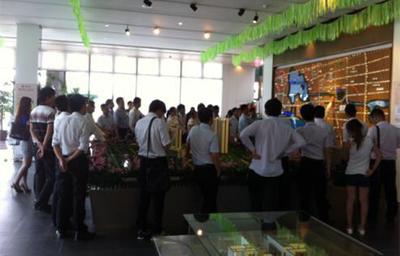 中介服务机构 连接供需，赋能发展的专业桥梁